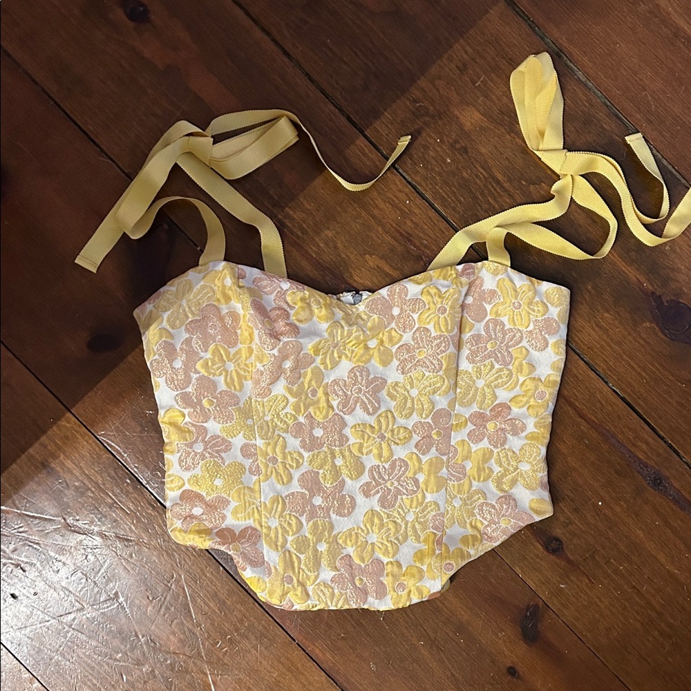 REFORMATION Karoline Top Floral Jacquard Tie Strap Yellow Rose Gold 4